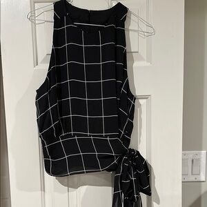 Milly NWT Black and White Grid Pattern Sleeveless Top